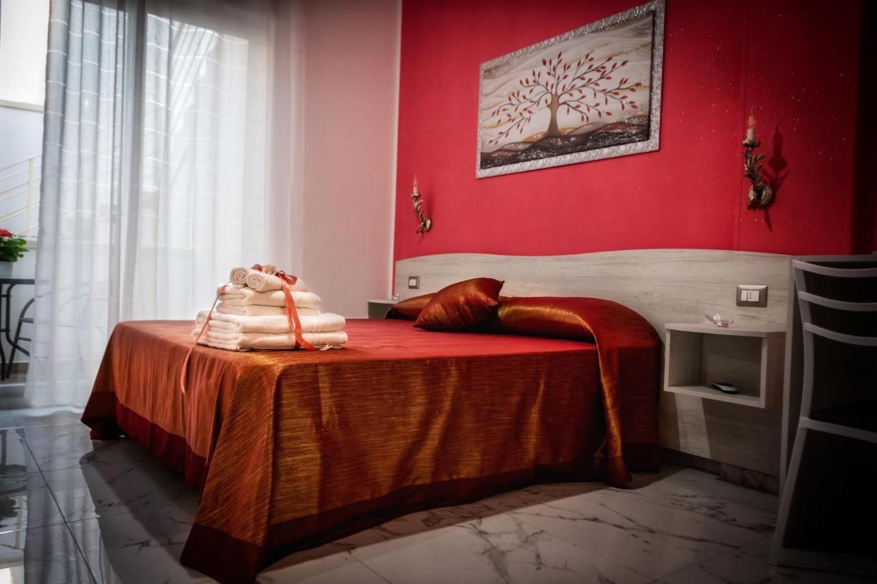 Bed and Breakfast Le Colonne Ракале Экстерьер фото